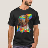 LGBT誇りを持ったゲイブリタニースパニエル犬犬プライド国旗ライ Tシャツ (正面)