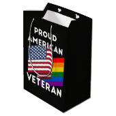 LGBT退役軍人 - アメリカ国旗 ミディアムペーパーバッグ (裏面アングル)