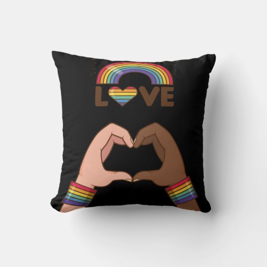 LGBT+プライド。虹を愛する。ハート。 クッション (正面)