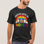 LGBT Pride LGBTQ Rainbow Gnomies Proud with my Gno Tシャツ (正面)