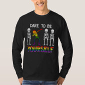 LGBT Pride Skeleton Dabbing Dare To Be Yourself Ou Tシャツ (正面)