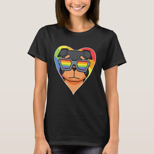 LGBT Rainbow   Dog Rottweiler   Gay Pride   Dog Ow Tシャツ (正面)