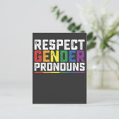LGBT Respectジェンダー代名詞ゲイレズビアントランス インビテーションポストカード (スタンド正面)