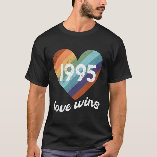Lgbtiサポート1995愛の勝利 Tシャツ (正面)