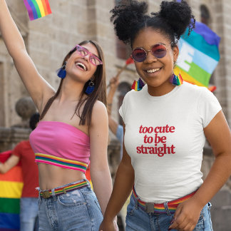 LGBTQが可愛くて真っ直ぐ行けない Tシャツ