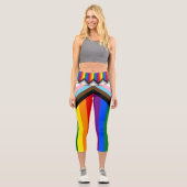 LGBTQとプライド – レインボープログレス国旗 カプリレギンス (正面)