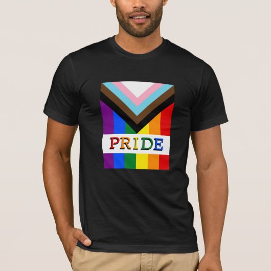 LGBTQとプライド – レインボープログレス旗ファッション Tシャツ (正面)