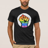 LGBTQは握りこぶしに抵抗します Tシャツ (正面)