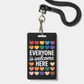 LGBTQは皆さん歓迎 バッジ (正面（ネックストラップ付）)