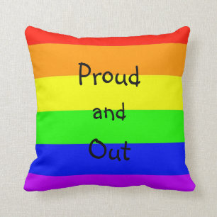 LGBTQゲイプライドの虹誇りを持ったの旗と出力 クッション