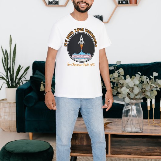 LGBTQトランスジェンダー国旗、高い飛び方、無制限の愛 Tシャツ