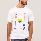 LGBTQプライドフラグトランプ6カード6ハート Tシャツ (正面)