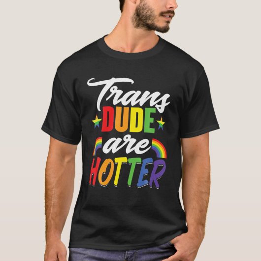 LGBTQプライド非バイナ誇りを持ったリーAlly Trans Tシャツ (正面)