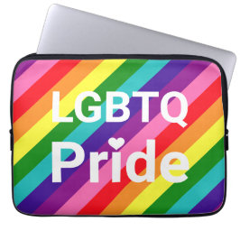 LGBTQプライド ハート レインボーストライプ テック ラップトップスリーブ