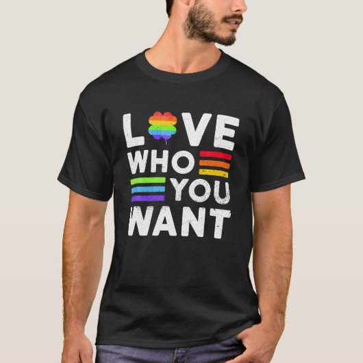 LGBTQレインボーシャムロックラブホビーフユーゲイセントパ Tシャツ (正面)