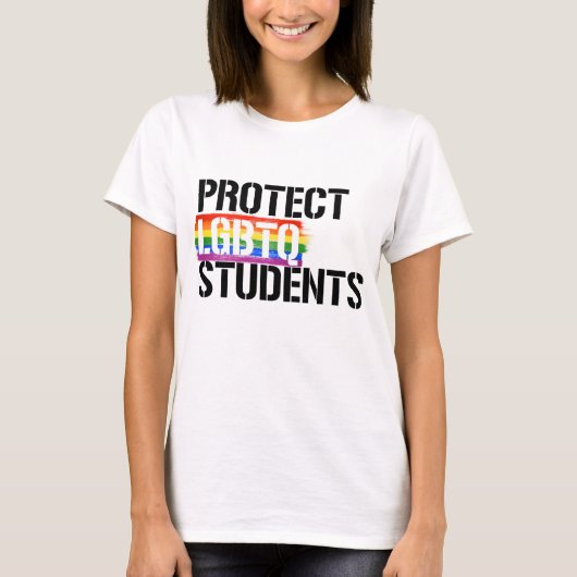 LGBTQ学生を守ろう Tシャツ (正面)