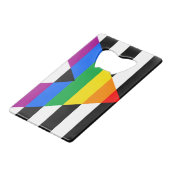 LGBTQ+ アライフラグ クレジットカード栓抜き (正面アングル)