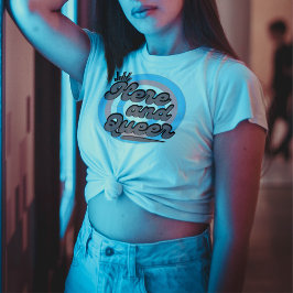 LGBTQ:トランス国旗 – ここに同性愛者 Tシャツ