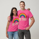 LGBTQ Be You Gay Pride LGBT Ally Rainbow Flag Retr Tシャツ (ユニセックス)