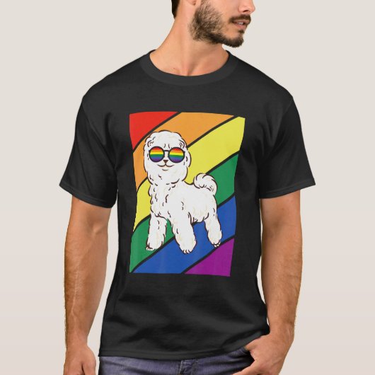 LGBTQ Flag Gay Pride Month Rainbow Poodle Dog LGBT Tシャツ (正面)