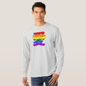 LGBTQ LOVE in Kanji and 中国の Love is Loveプライド Tシャツ (正面フル)