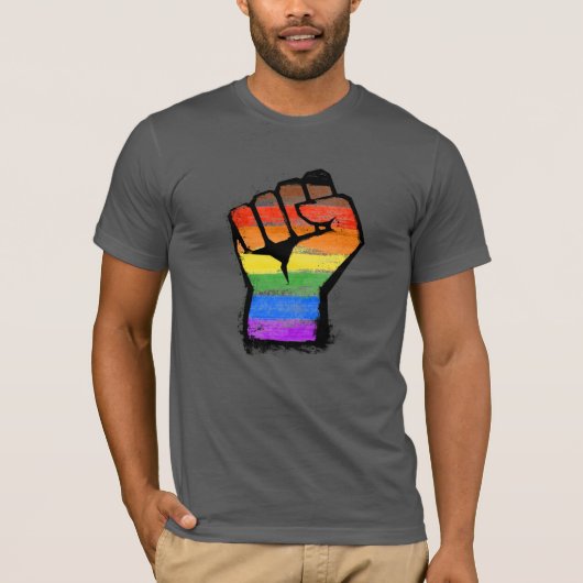 LGBTQ POCフィリープライド拳 Tシャツ (正面)