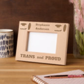 LGBTQIAトランスジェンダープライド毛虫へ蝶 レーザー彫刻フレーム (左)