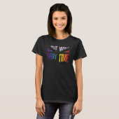 Lgbtqia+レインボーフラッグゲイPri Tシャツ (正面フル)