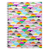 LGBTQIA+ Queer Scalloped Pride Flag Fans ノートブック (正面)