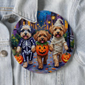 Lhasa Apso Trick-or-Treating In Halloween Costumes 缶バッジ (インサイチュ)