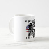 Liberty Bust with Grunge Flag Art コーヒーマグカップ (正面左)