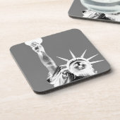 Liberty New York Cityのブラック&ホワイト州 コースター (左側)