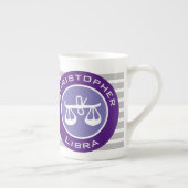 Libra〔占星術の〕十二宮図の星印とオーナーの名前 ボーンチャイナマグカップ (右)