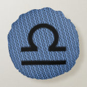 Libra〔占星術の〕十二宮図シンボル標準by Kenneth Yoncich ラウンドクッション (裏面)