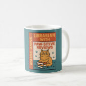 Librarian With Paw-sitive Reviews Cat & Book Lover コーヒーマグカップ (正面右)