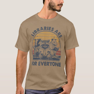 Libraries Are For Everyone Racoon Read Banned Book Tシャツ
