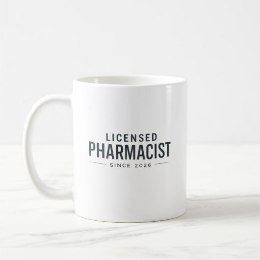 Licensed Pharmacist Since 2026 Professional Design コーヒーマグカップ (左)