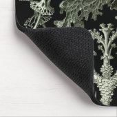 Lichen by Ernst Haeckel、ヴィンテージ自然工場 マウスパッド (コーナー)