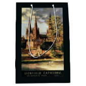 Lichfieldのカテドラルの眺め ミディアムペーパーバッグ (正面)