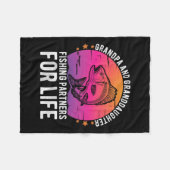 Lifのグランドパと孫娘魚釣りパートナー フリースブランケット (正面(横))