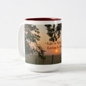 Life and Living Motivational Saying ツートーンマグカップ (正面左)