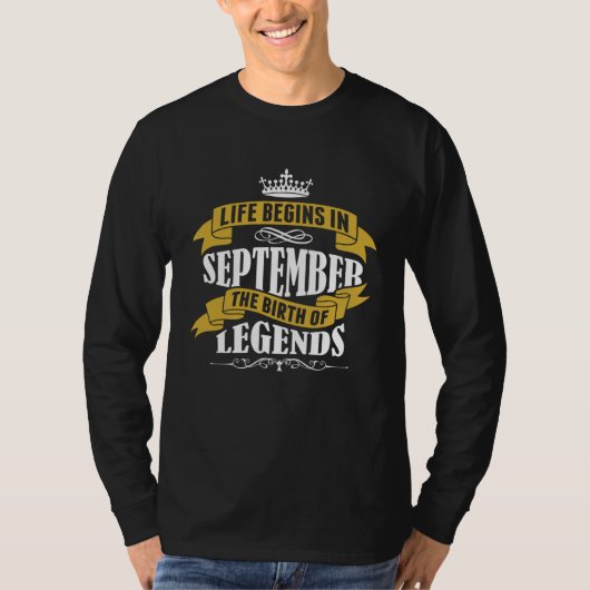 Life Begins in September The Birth of Legends Tシャツ (正面)