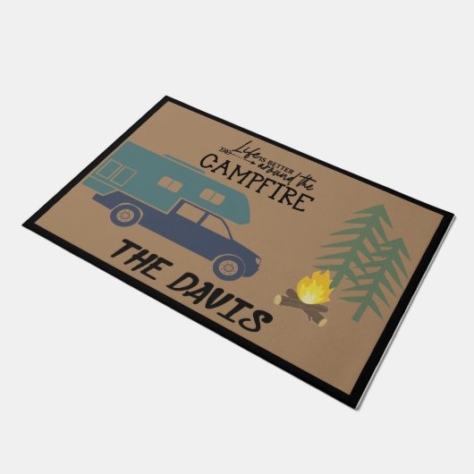 Life Is Better Around The Campfire Personalized ドアマット (アングル)
