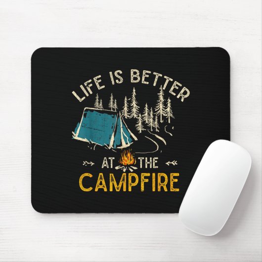 Life Is Better At The Campfire Funny Camper Camp C マウスパッド (マウス)