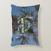 “Life Is Better Under the Palms” Throw Pillow  アクセントクッション (正面(垂直))
