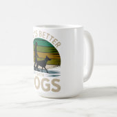 Life Is Better With Dogs Retro Sunset T-Shirt  コーヒーマグカップ (正面右)