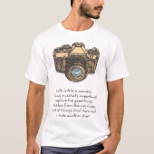 Life is Like A Camera Quote and Illustration Tシャツ (正面)