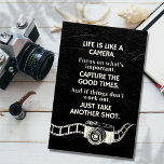 Life Is Like A Camera Vintage Motivational Quote ポスター<br><div class="desc">"Life is like a camera. Focus on the good times, develop from the negatives, and if things don't work out, take another shot." This inspiring quote is showcased in a vintage black and white design with an old camera and camera roll film. The high-quality print is perfect for bringing some...</div>