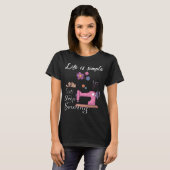 Life is simple - eat sleep sewing tシャツ (正面フル)