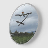 Light Aircraft Coming in to Land. Large Clock ラージ壁時計 (傾斜)
